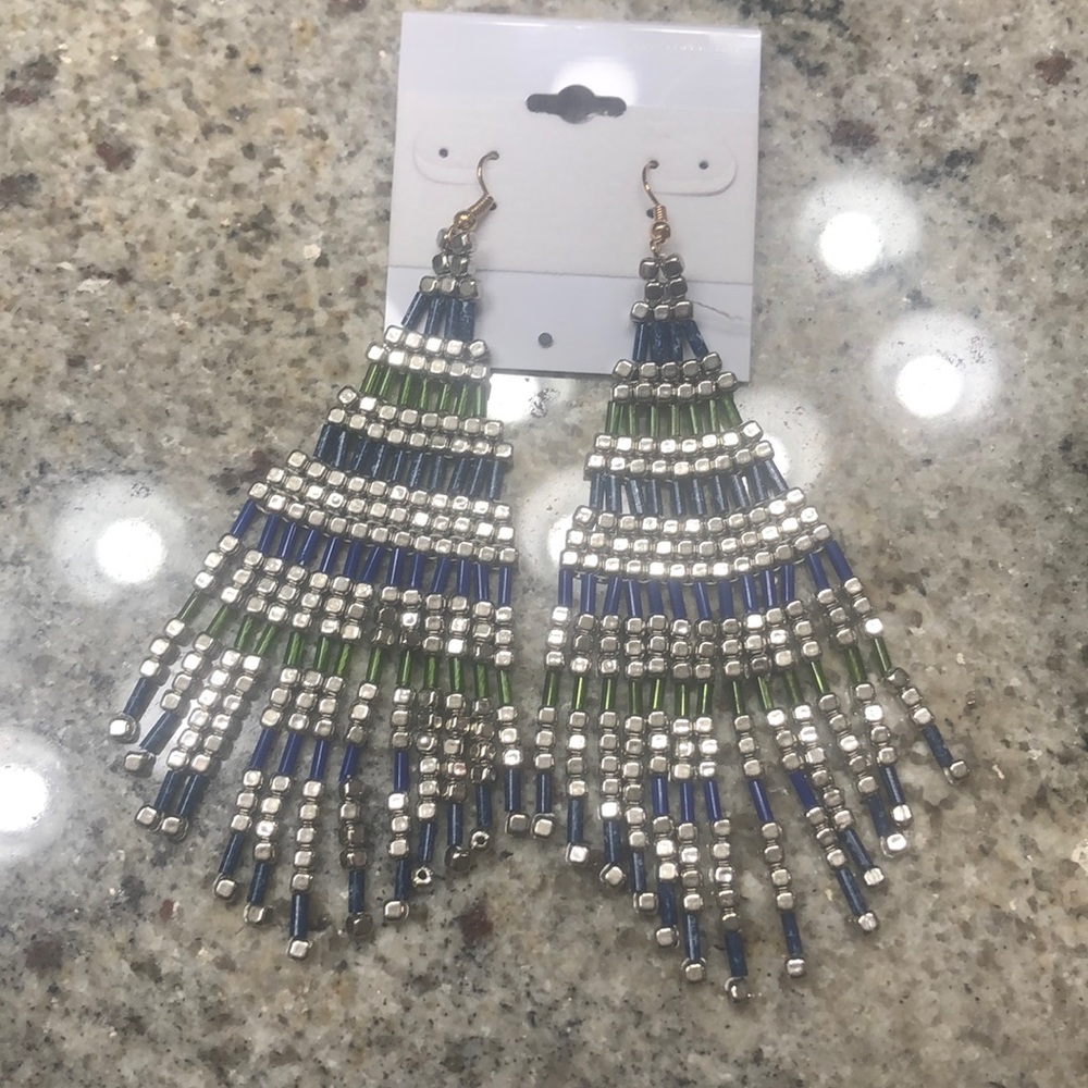 🌈 3/$30 Multicolor Bead Earrings